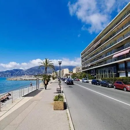 Lägenhet Wonderful Flat Beachfront & Garden Roquebrune-Cap-Martin